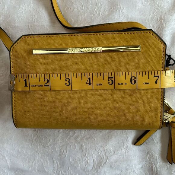 Steve Madden Mustard Yellow Bkarlee Crossbody Bag Wallet - Picture 9 of 14